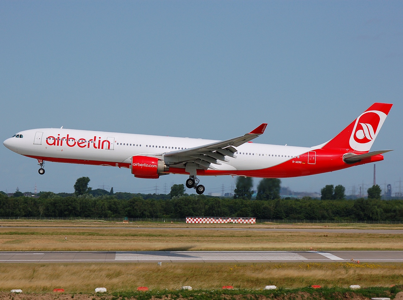 D-AERS - A330-322 - Air Berlin - DUS - 06-07-2008
