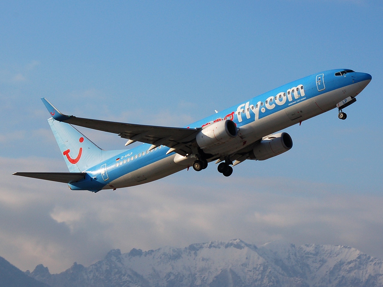 D-AHLP - 737-8K5(WL) - Hapag-Lloyd - SZG - 16-02-2008