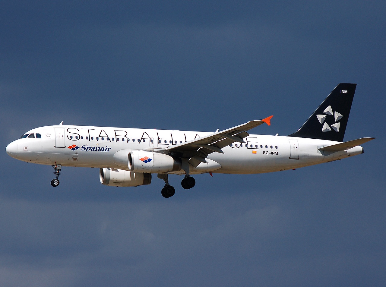 EC-INM - A320-232 - Spanair - CPH - 20-06-2008