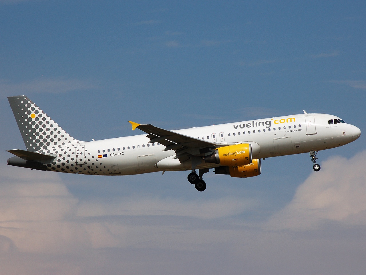 EC-JYX - A320-214 - Vueling - FCO - 11-06-2008