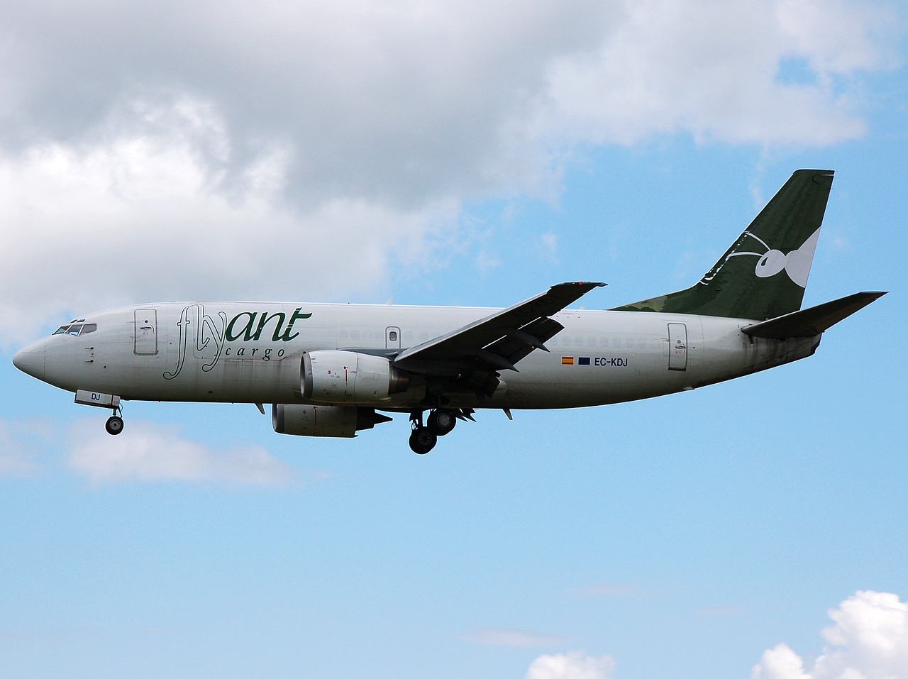 EC-KDJ - 737-301 - FlyAnt Cargo - LIS - 29-05-2008