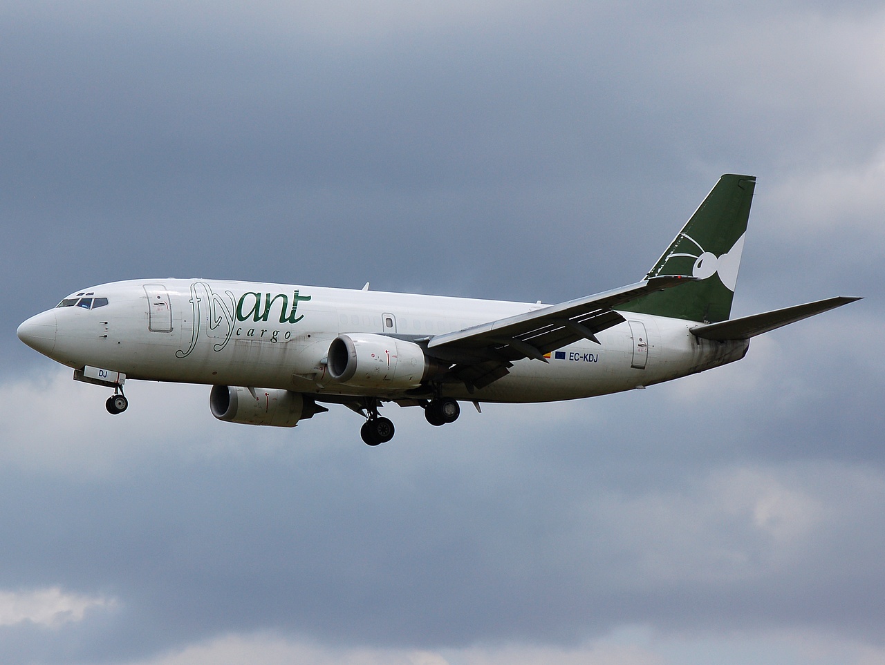 EC-KDJ - 737-301 - FlyAnt Cargo - LIS - 30-05-2008