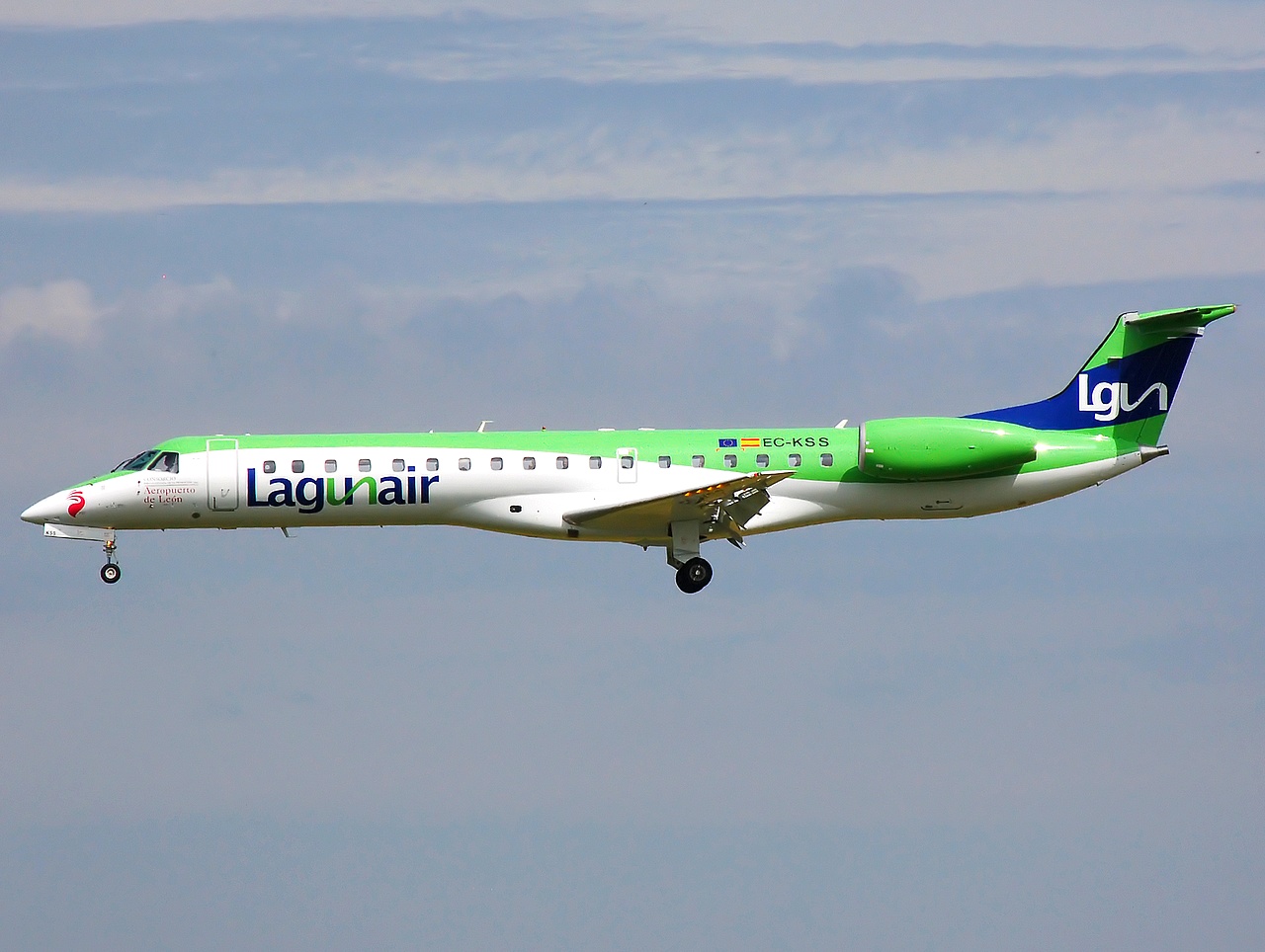 EC-KSS - ERJ-145MP - Lagun Air - PRG - 30-06-2008