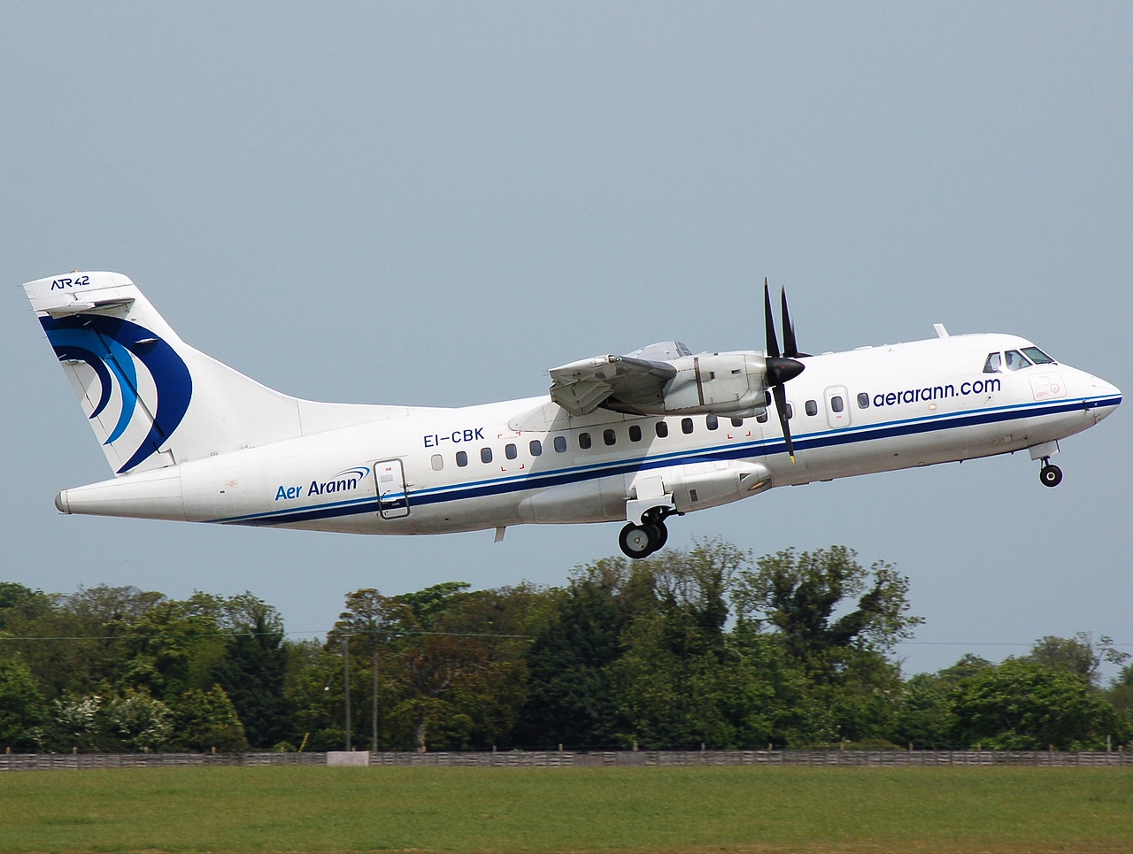 EI-CBK - ATR 42-300 - Aer Arann - DUB - 21-05-2008