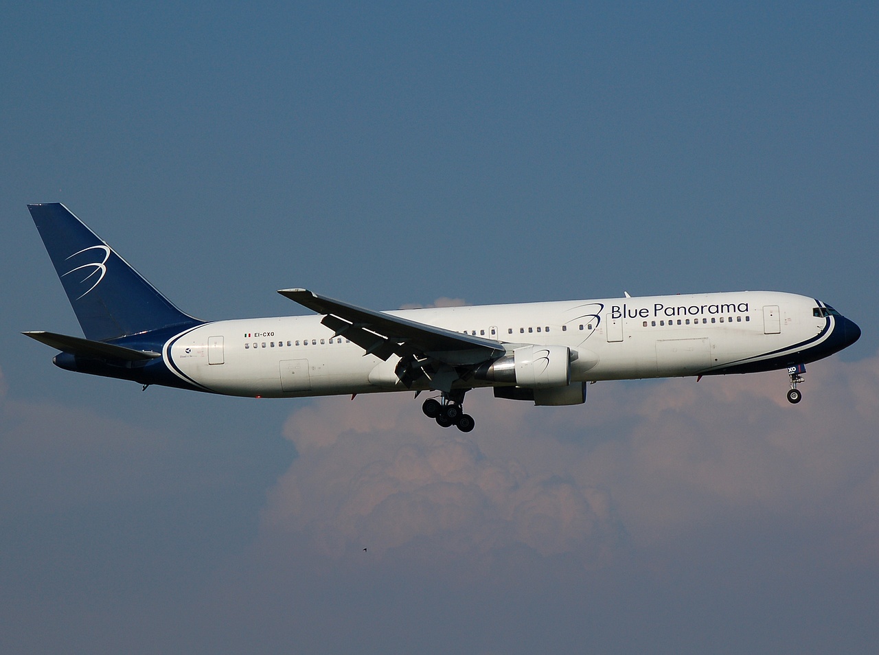 EI-CXO - 767-3G5(ER) - Blue Panorama Airlines - FCO - 10-06-2008