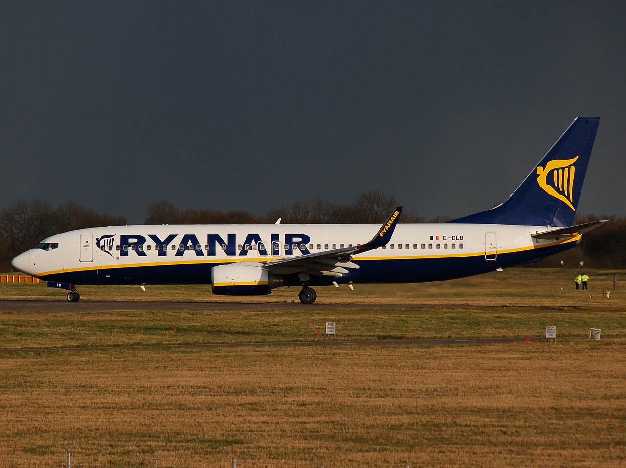 EI-DLB - 737-8AS(WL) - Ryanair - STN - 04-03-2008