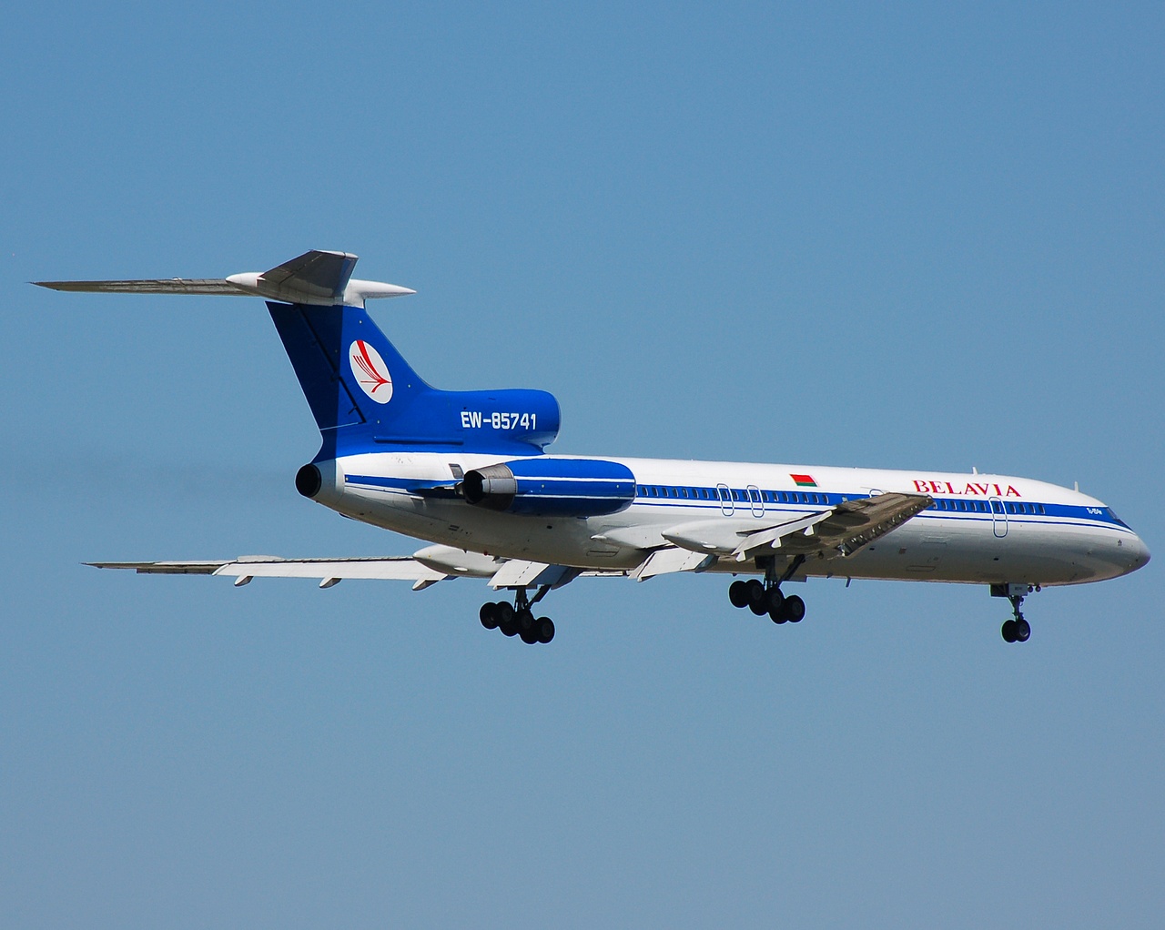 EW-85741 - Tupolev Tu-154M - Belavia _ Belarusian Airlines - FRA - 11-05-2008b
