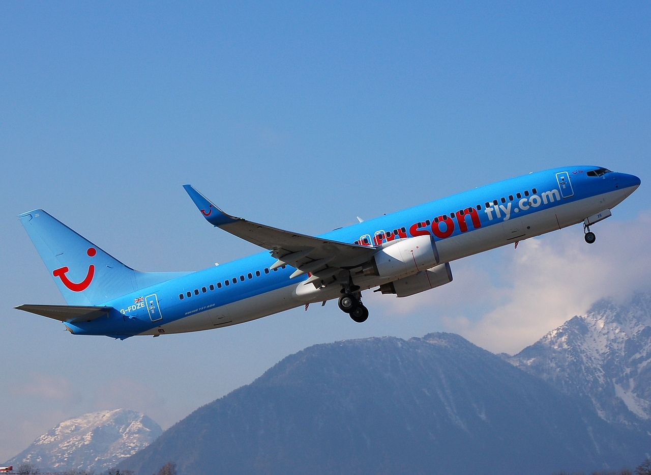 G-FDZE - 737-8K5(WL) - Thomsonfly - SZG - 16-02-2008