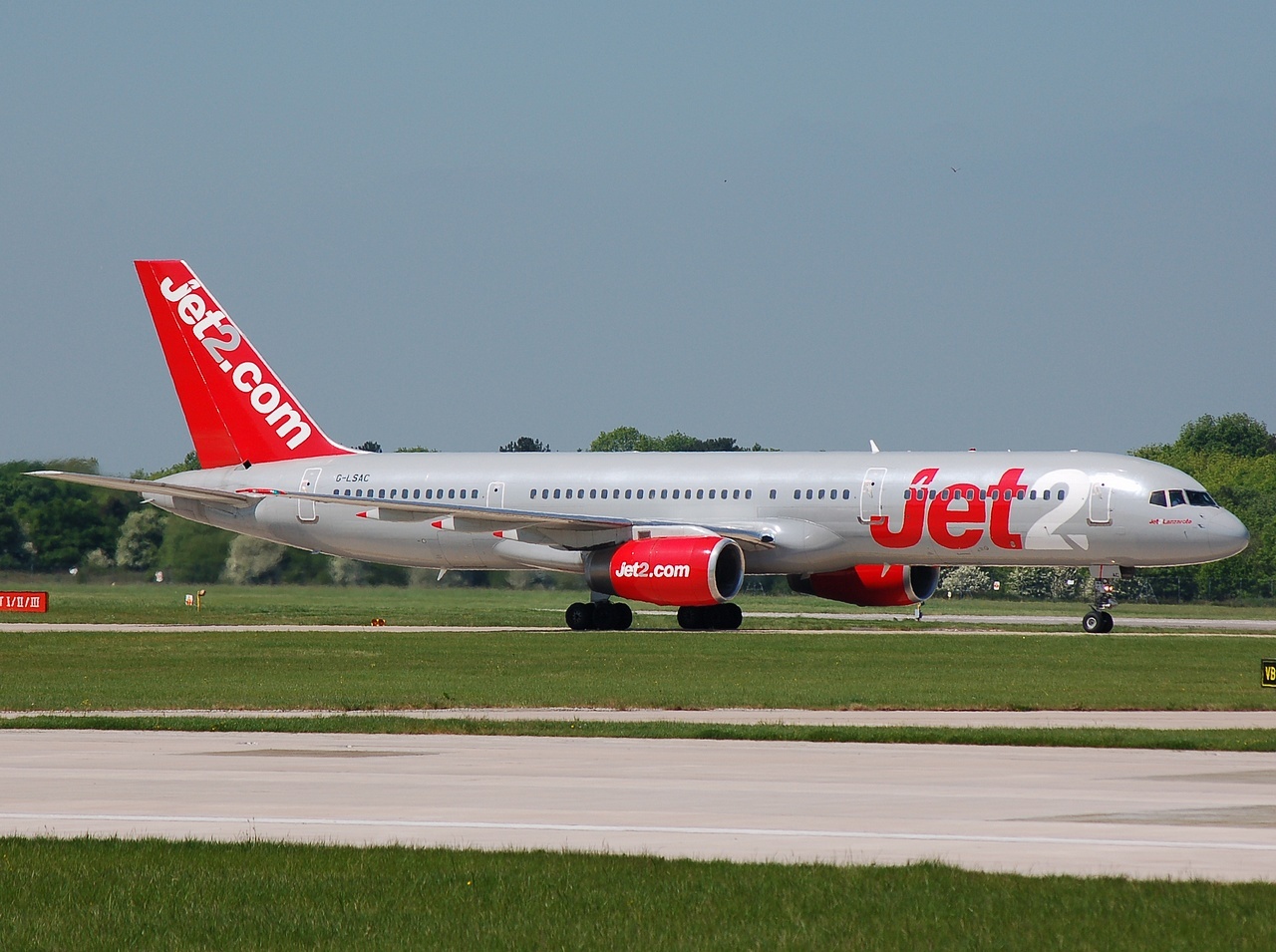 G-LSAC - 757-23A - Jet2 - MAN - 14-05-2008