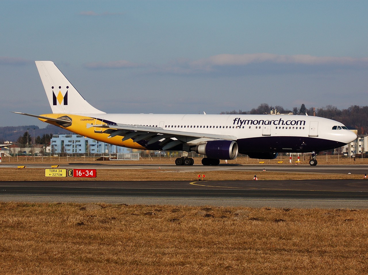 G-MAJS - A300-605R - Monarch Airlines - SZG - 16-02-2008