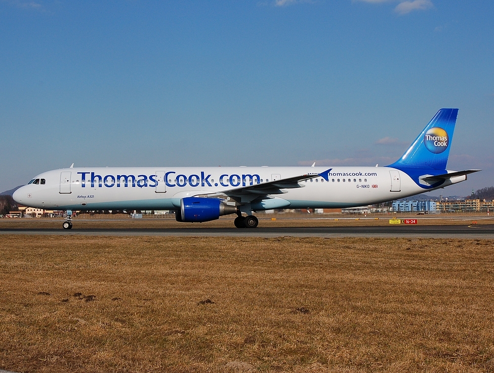 G-NIKO - A321-211 - Thomas Cook Airlines - SZG - 16-02-2008