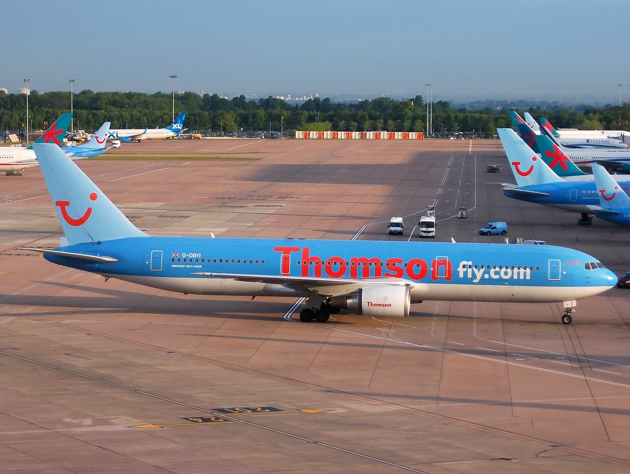 G-OBYI - 767-304(ER) - Thomsonfly - MAN - 14-05-2008