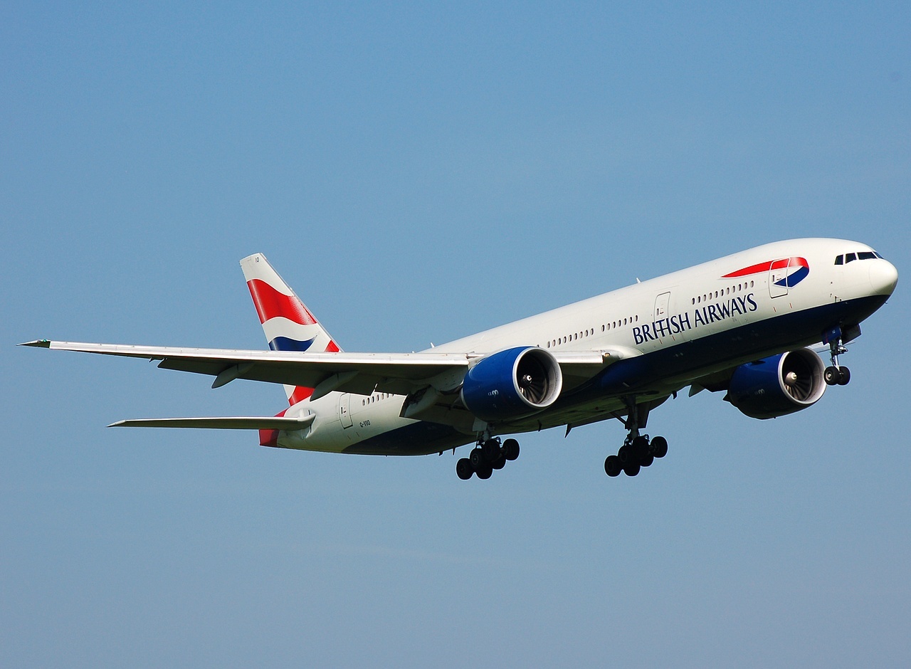 G-VIIO - 777-236(ER) - British Airways - LGW - 13-05-2008