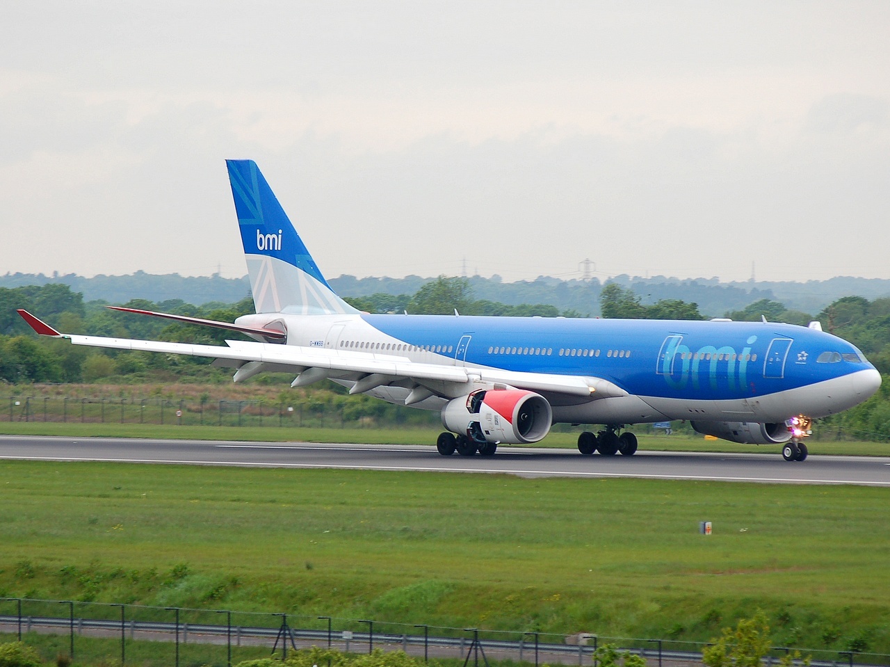 G-WWBB - A330-243 - bmi British Midland - MAN - 17-05-2008