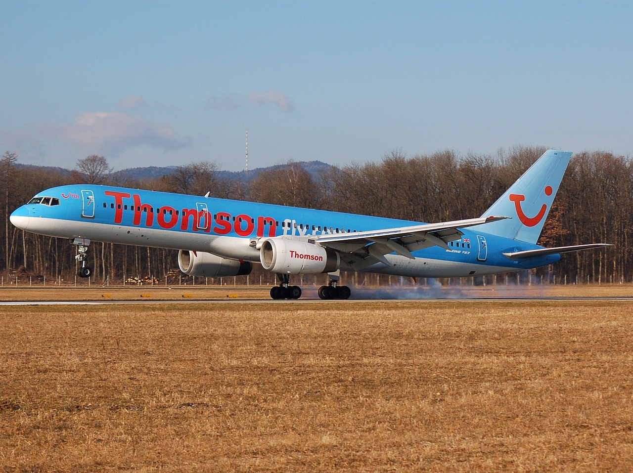 G-YBAL - 757-228 - Thomsonfly - SZG - 16-02-2008