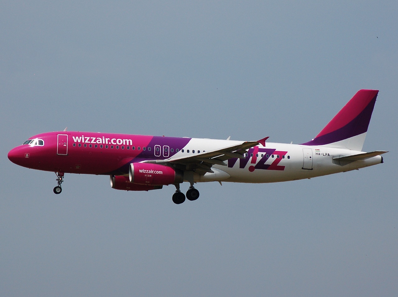 HA-LPA - A320-233 - Wizz Air - FCO - 10-06-2008