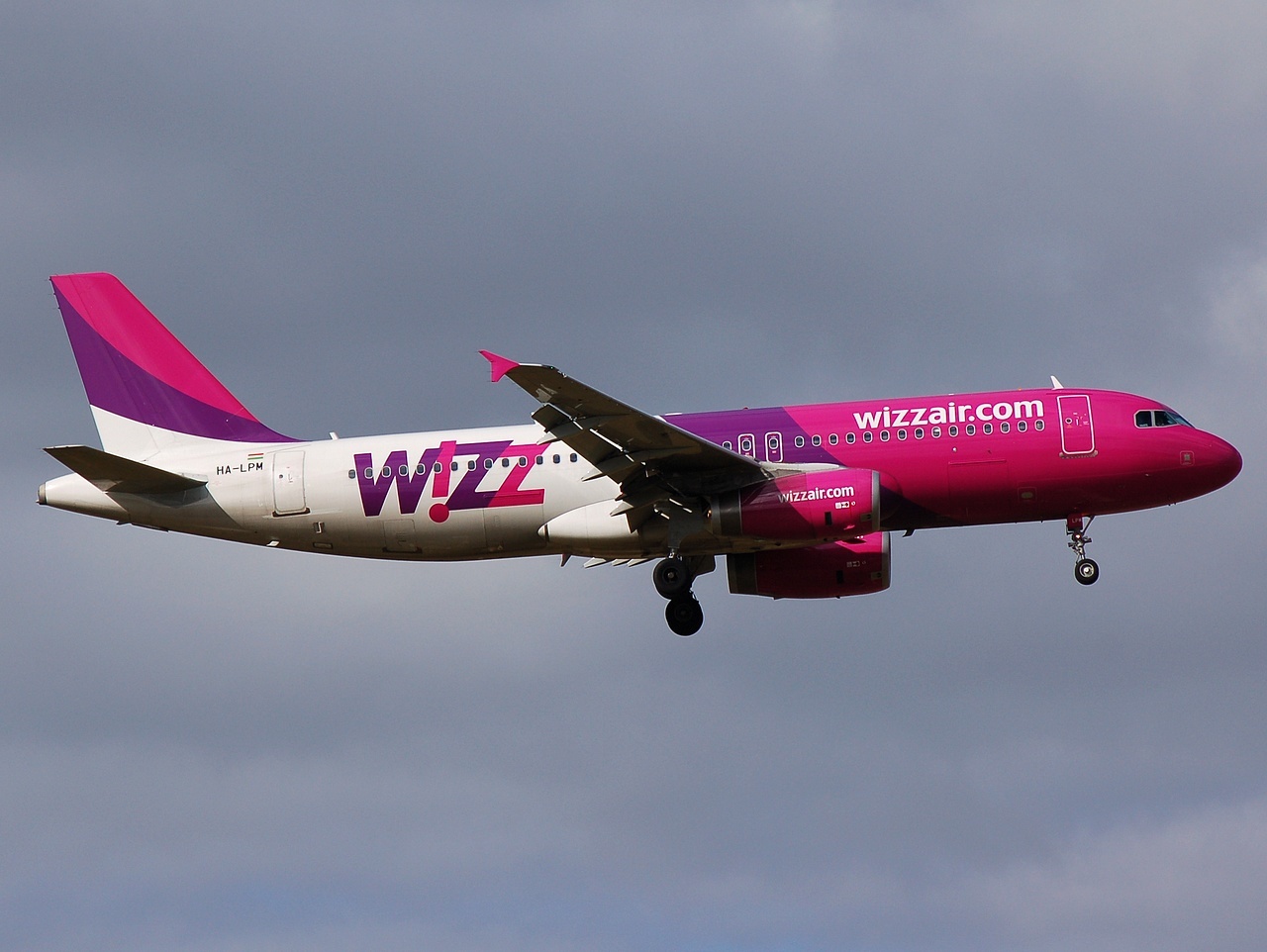 HA-LPM - A320-232 - Wizz Air - STN - 04-03-2008
