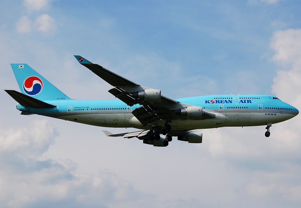 HL7404 - 747-4B5 - Korean Air Lines - LHR - 12-05-2008