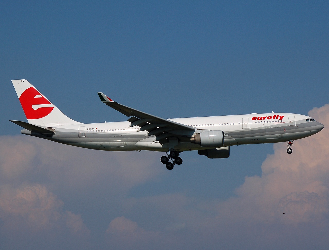 I-EEZA - A330-223 - Eurofly - FCO - 10-06-2008