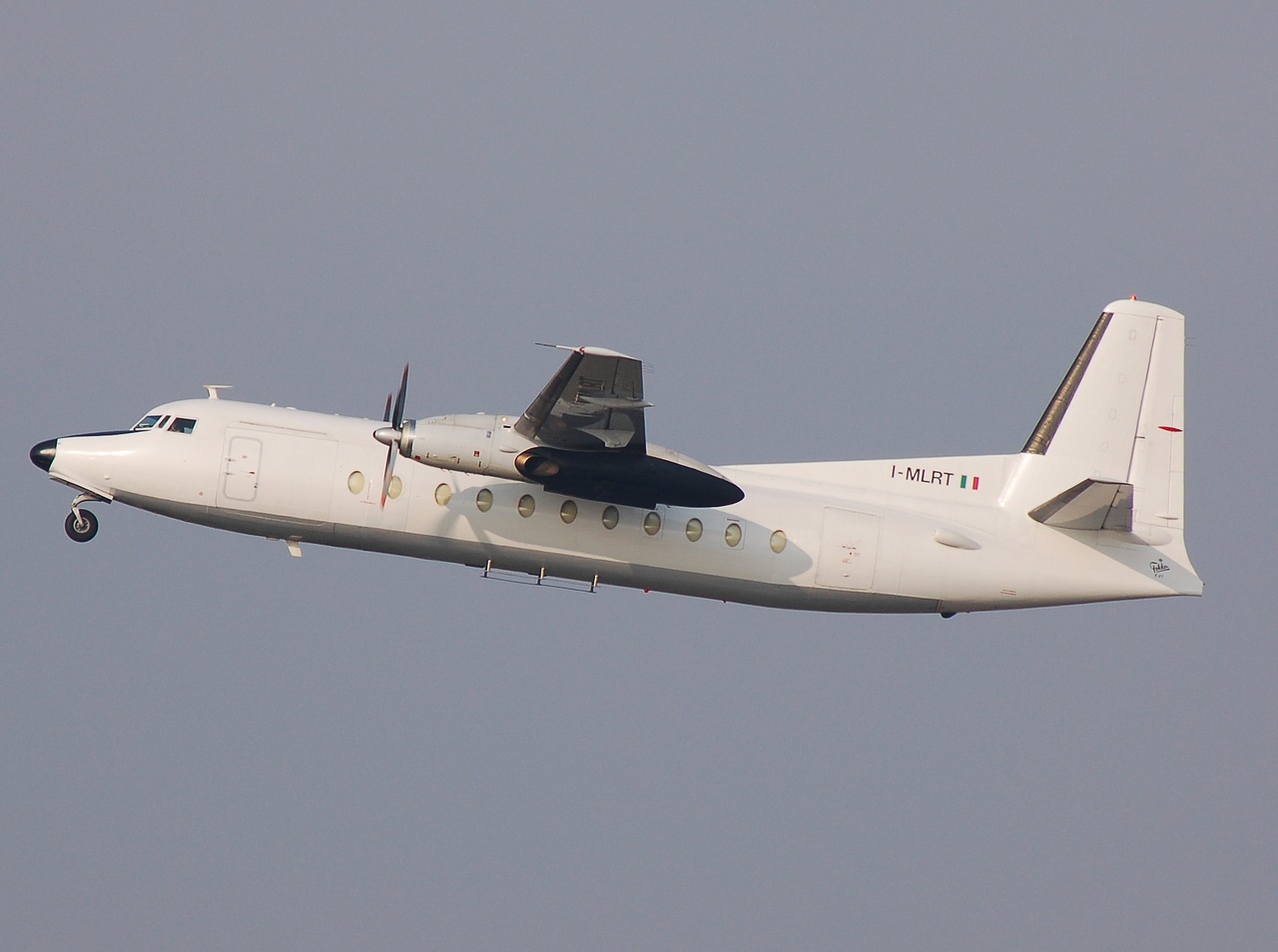 I-MLRT - Fokker F-27-500 - Miniliner - BGY - 26-02-2008b