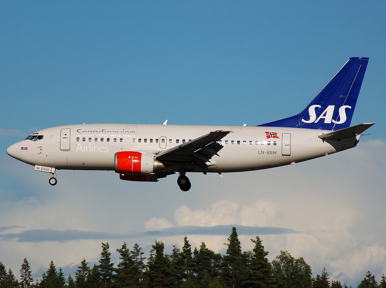 LN-BRM - 737-505 - SAS Norge - OSL - 24-06-2008