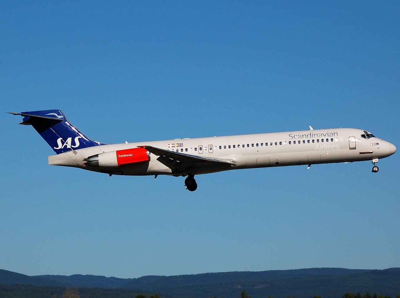 LN-RMP - MD-87 - SAS Scandinavian Airlines - OSL - 25-06-2008