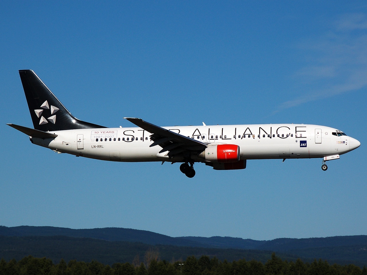 LN-RRL - 737-883 - SAS Scandinavian Airlines - OSL - 25-06-2008
