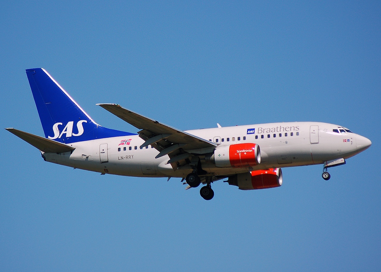 LN-RRY - 737-683 - SAS Braathens - FRA - 11-05-2008