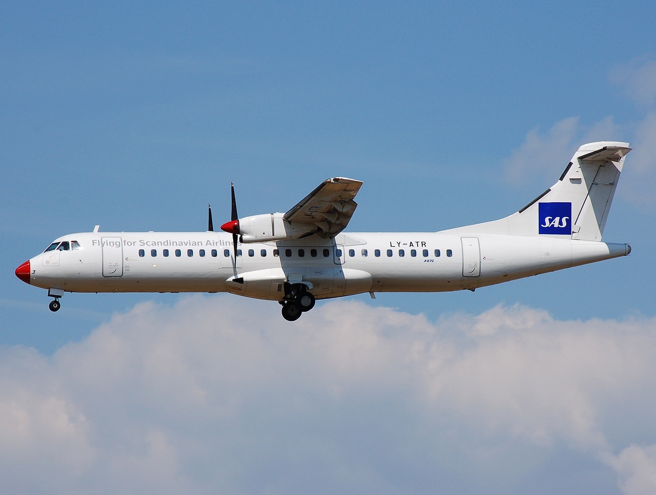LY-ATR - ATR 72-201 - SAS Scandinavian Airlines - CPH - 18-06-2008b