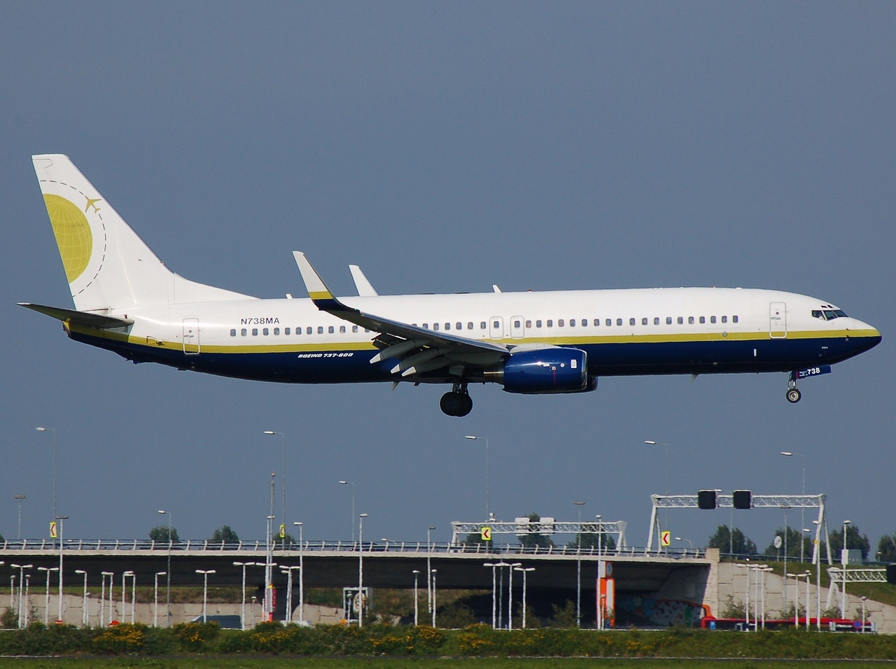 N738MA - 737-8Q8(WL) - Miami Air International - AMS - 20-09-2008