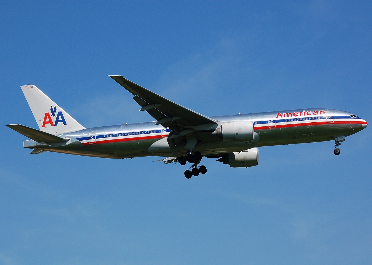 N771AN - 777-223(ER) - American Airlines - LHR - 12-05-2008