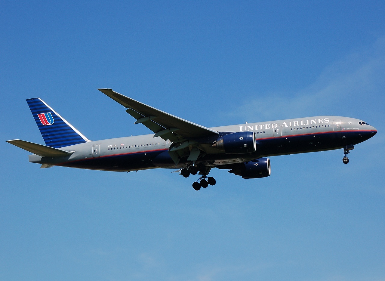 N784UA - 777-222(ER) - United Airlines - LHR - 12-05-2008