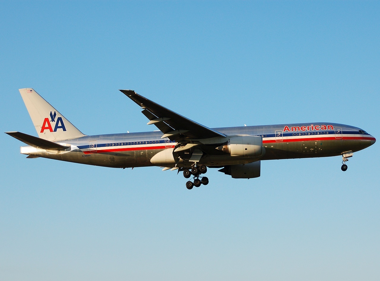 N799AN - 777-223(ER) - American Airlines - LHR - 12-07-2008