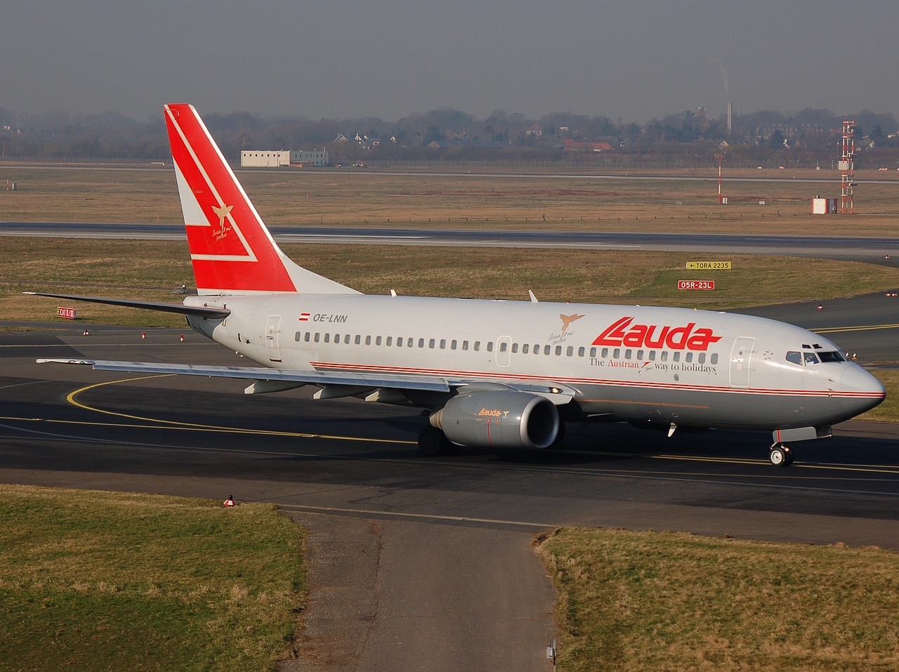 OE-LNN - 737-7Z9 - Lauda Air - DUS - 18-02-2008