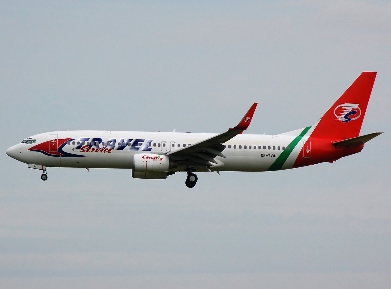 OK-TVA - 737-86N(WL) - Travel Service - PRG - 30-06-2008b