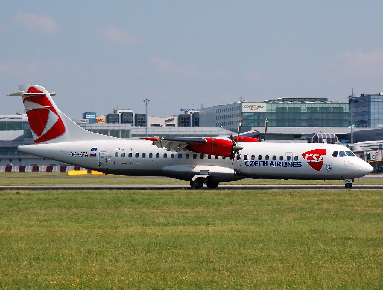 OK-XFA - ATR 72-202 - CSA Czech Airlines - PRG - 30-06-2008b