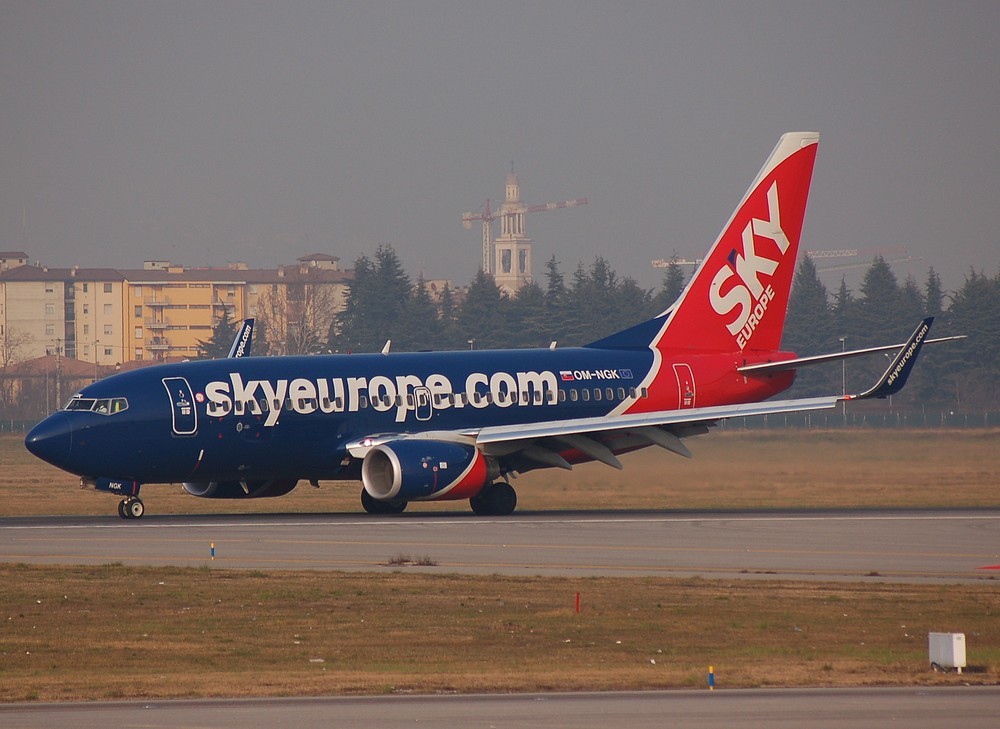 OM-NGK - 737-76N(WL) - SkyEurope Airlines - BGY - 26-02-2008