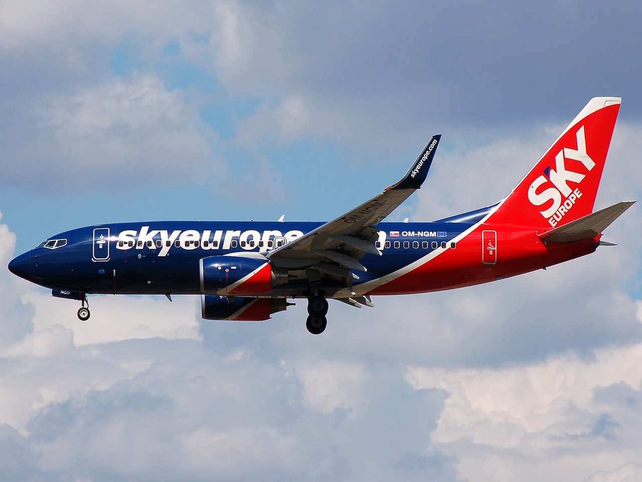 OM-NGM - 737-76N(WL) - SkyEurope Airlines - CPH - 20-06-2008