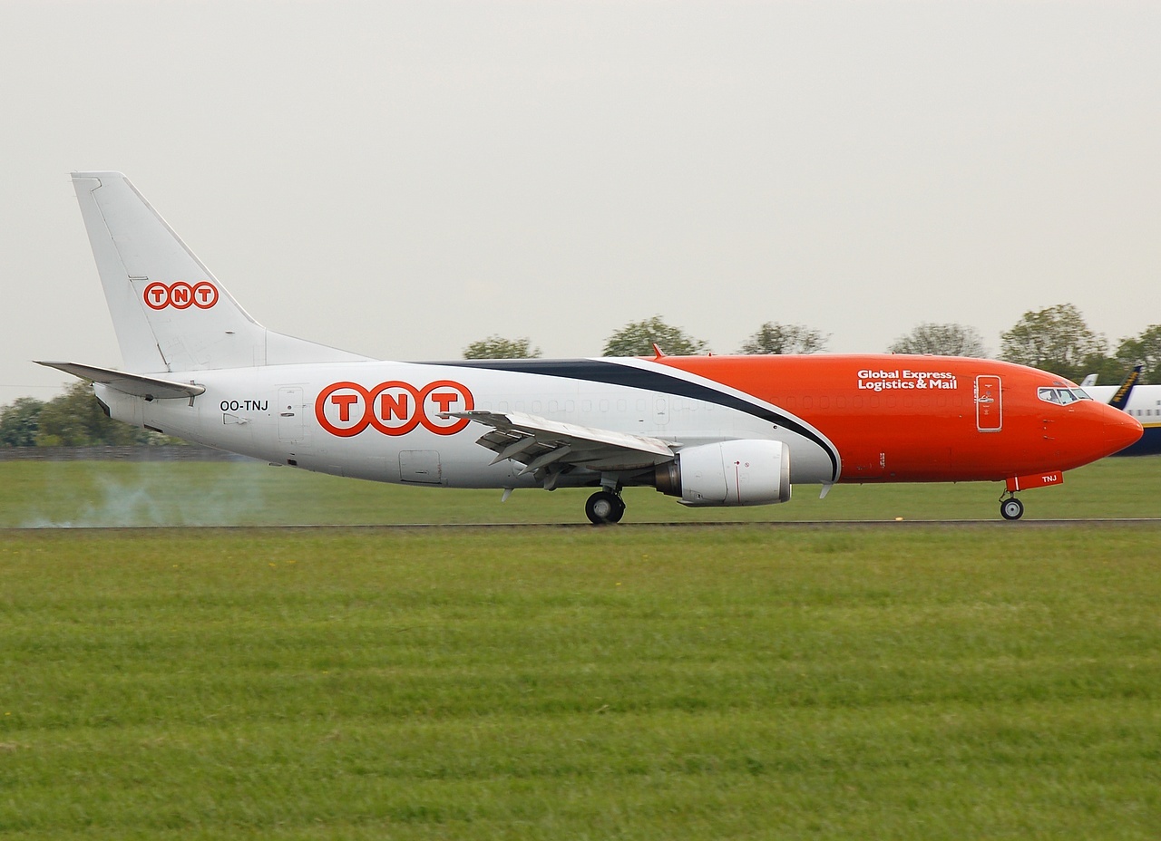 OO-TNJ - 737-301 - TNT Airways - DUB - 21-05-2008
