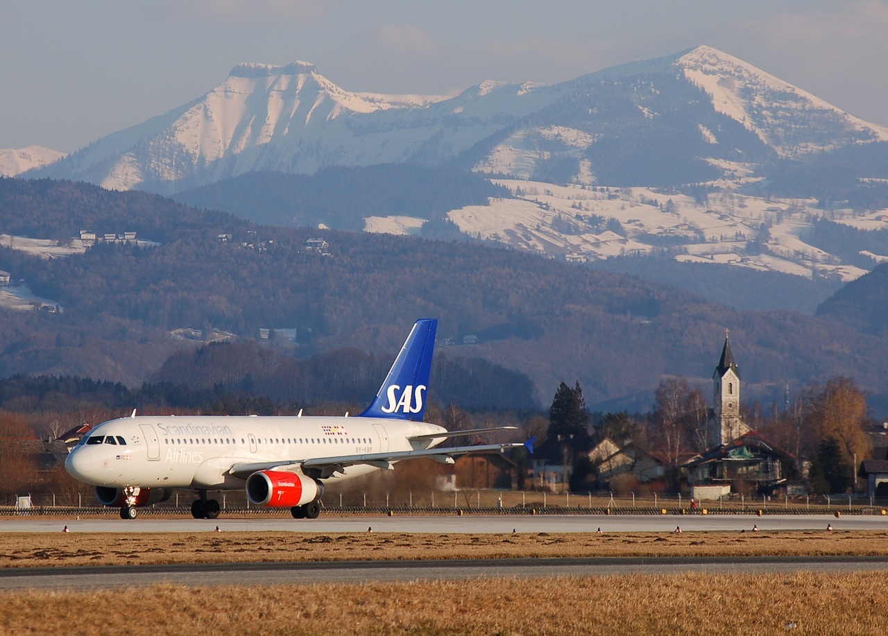 OY-KBP - A319-132 - SAS Scandinavian Airlines - SZG - 16-02-2008