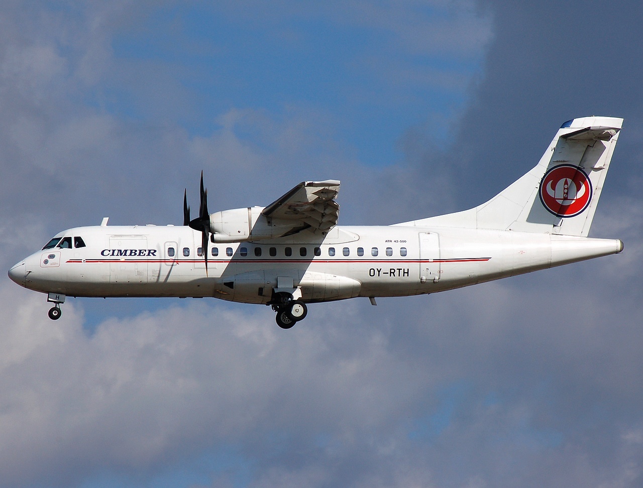OY-RTH - ATR 42-500 - Cimber Air - CPH - 20-06-2008b