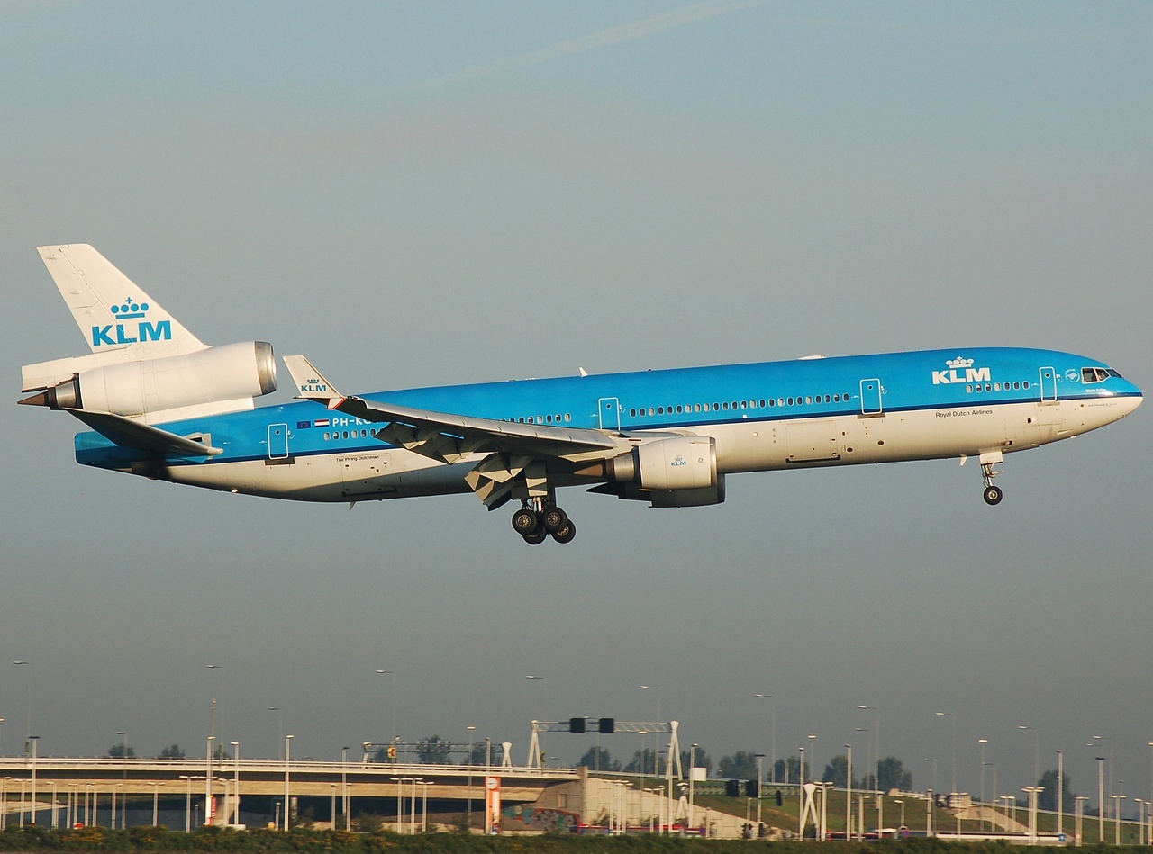 PH-KCG - MD-11- - KLM Royal Dutch Airlines - AMS - 20-09-2008