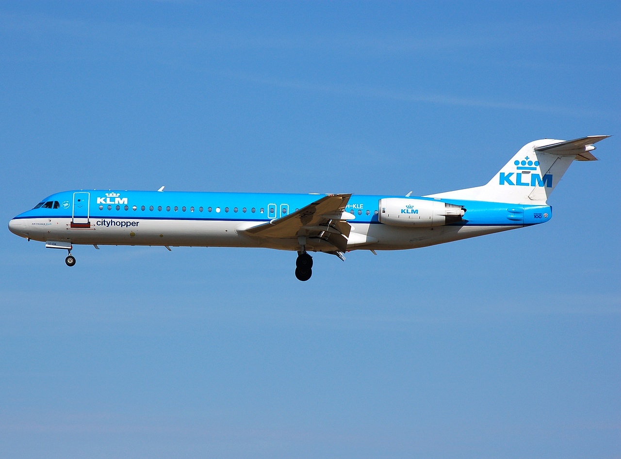 PH-KLE - Fokker 100 - KLM Cityhopper - CPH - 18-06-2008