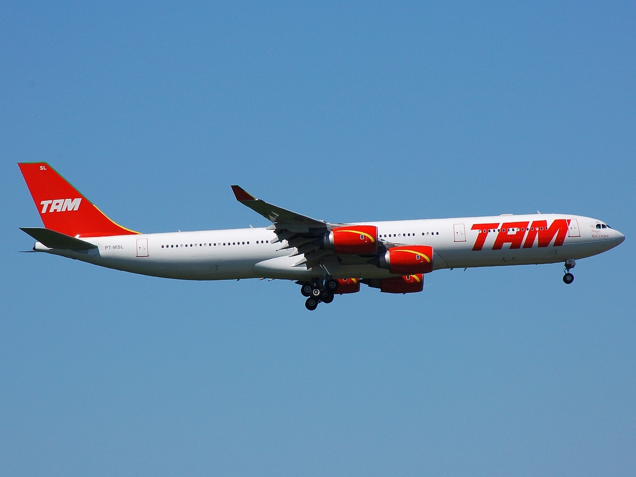PT-MSL - A340-541 - TAM Linhas Aereas - FRA - 10-05-2008