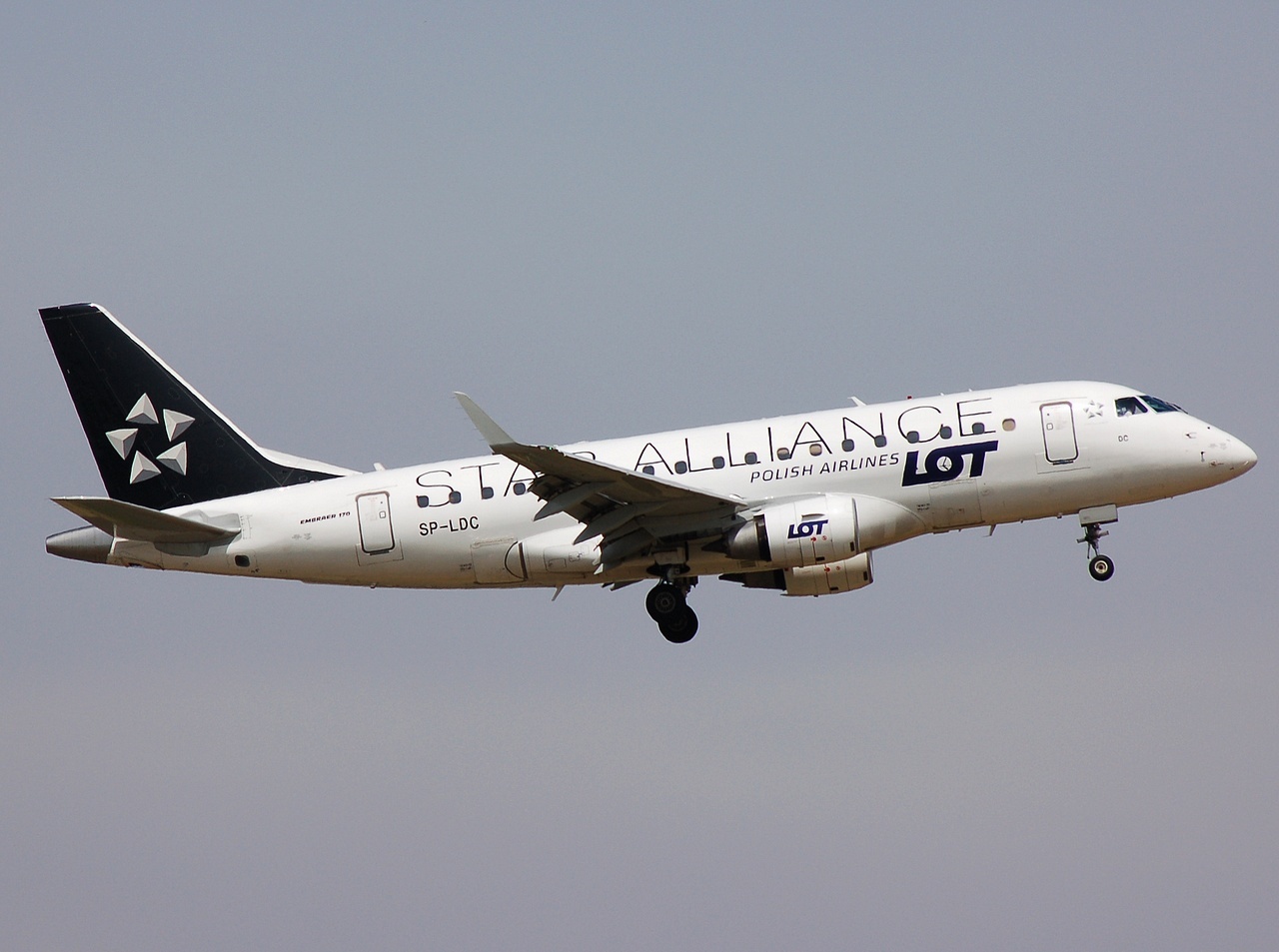 SP-LDC - ERJ-170STD (ERJ-170-100) - LOT _ Polish Airlines - FCO - 11-06-2008