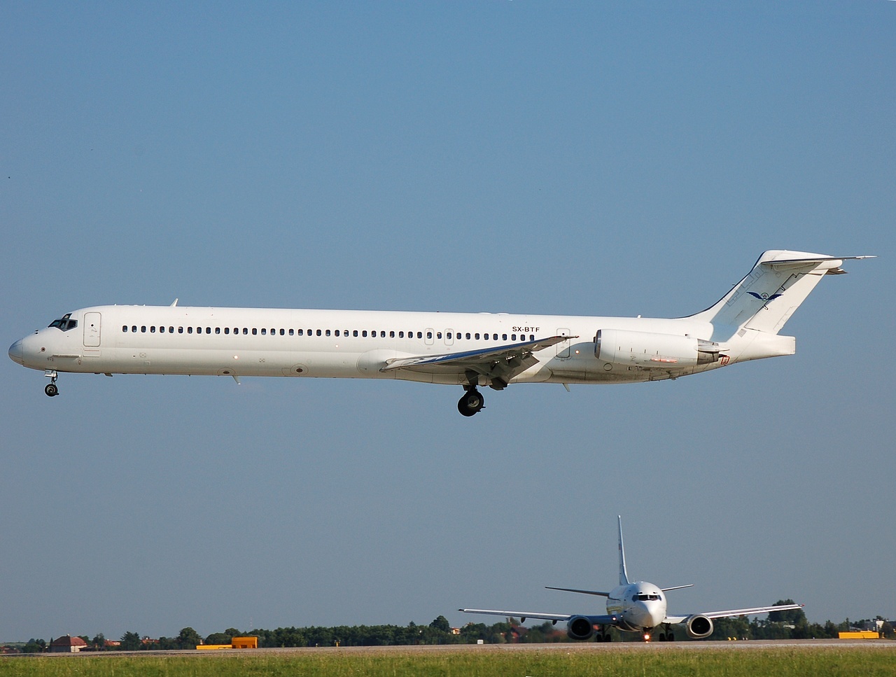 SX-BTF - MD-83 - Sky Wings Airlines - PRG - 30-06-2008