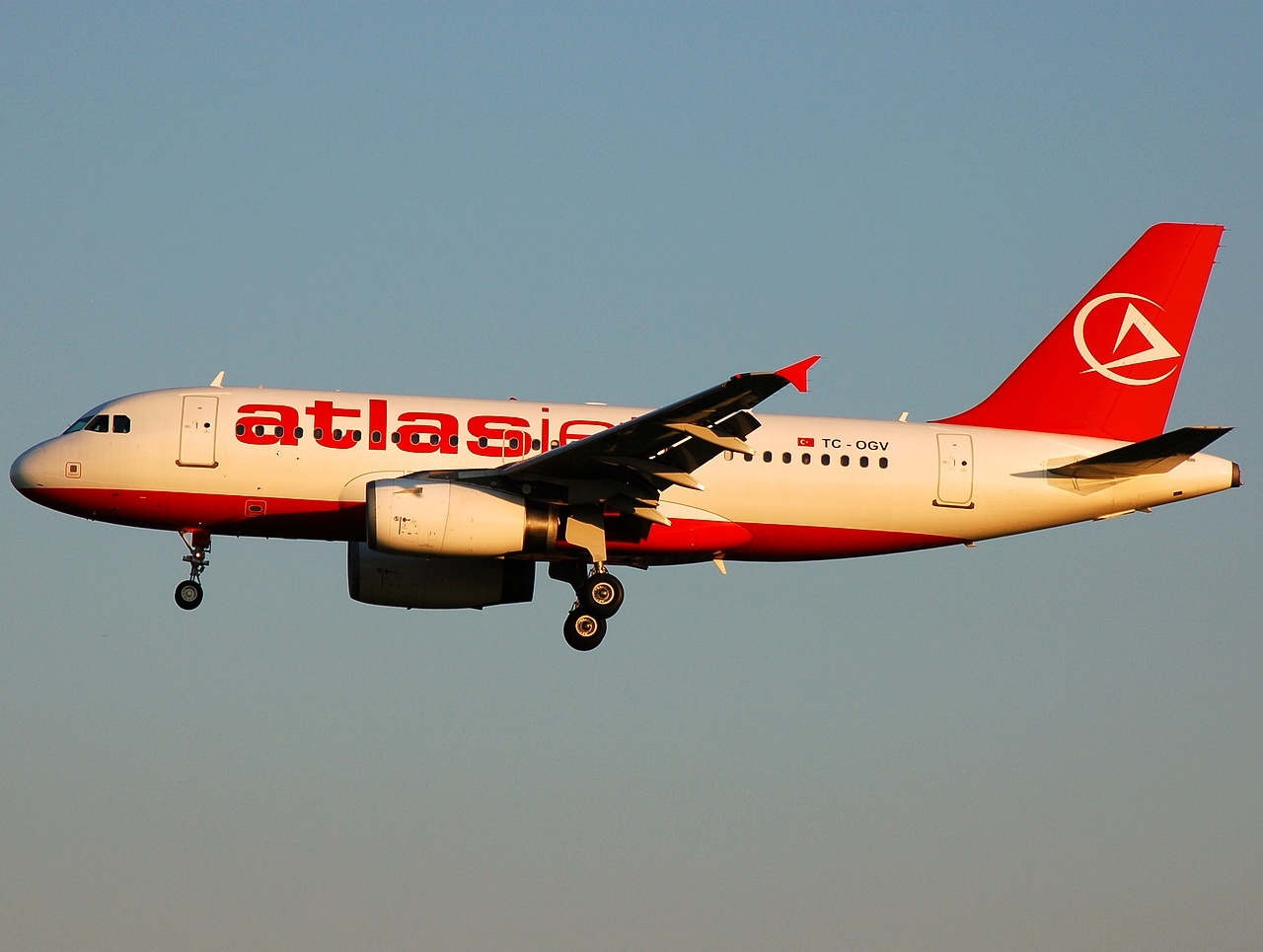 TC-OGV - A319-132 - Atlasjet - BRU - 24-07-2008