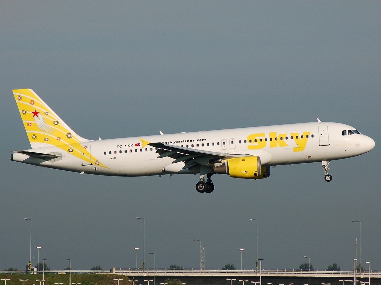 TC-SKK - A320-211 - Sky Airlines - AMS - 20-09-2008