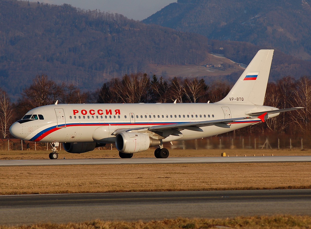 VP-BTQ - A319-113 - Rossiya _ Russian Airlines - SZG - 16-02-2008b
