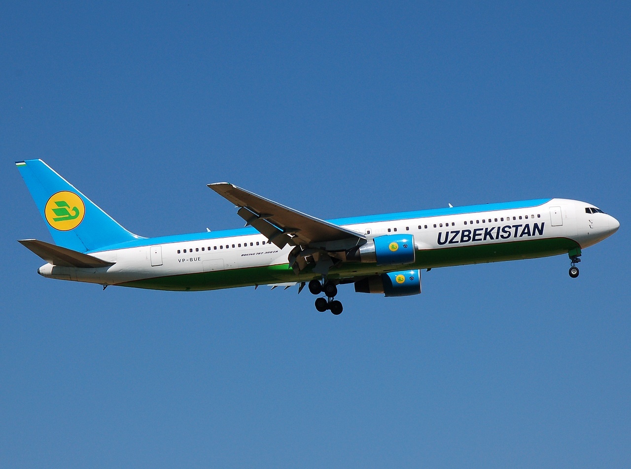 VP-BUE - 767-3CB(ER) - Uzbekistan Airways - FRA - 10-05-2008